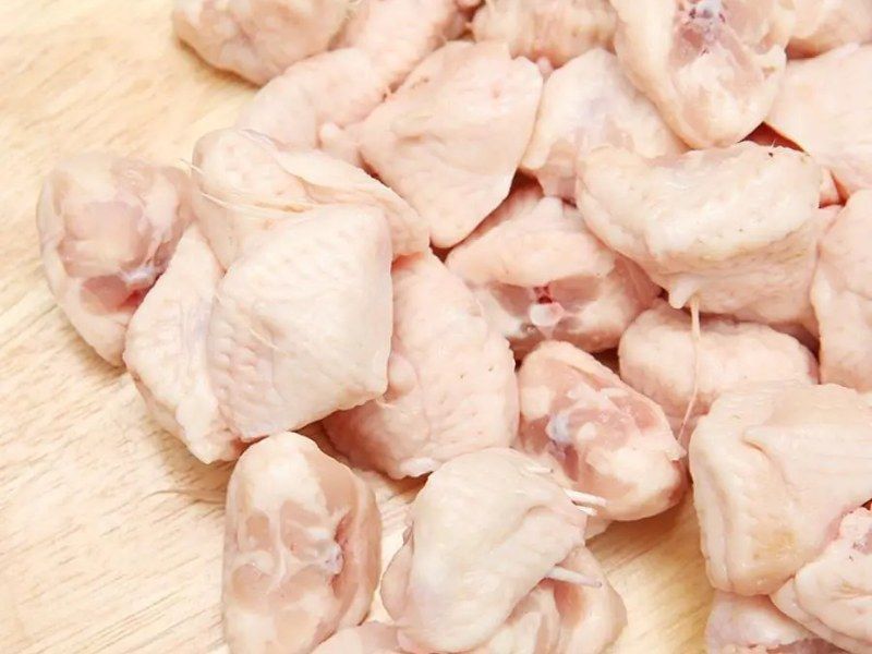 phao câu gà tươi