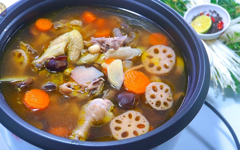  Lẩu gà thuốc bắc
